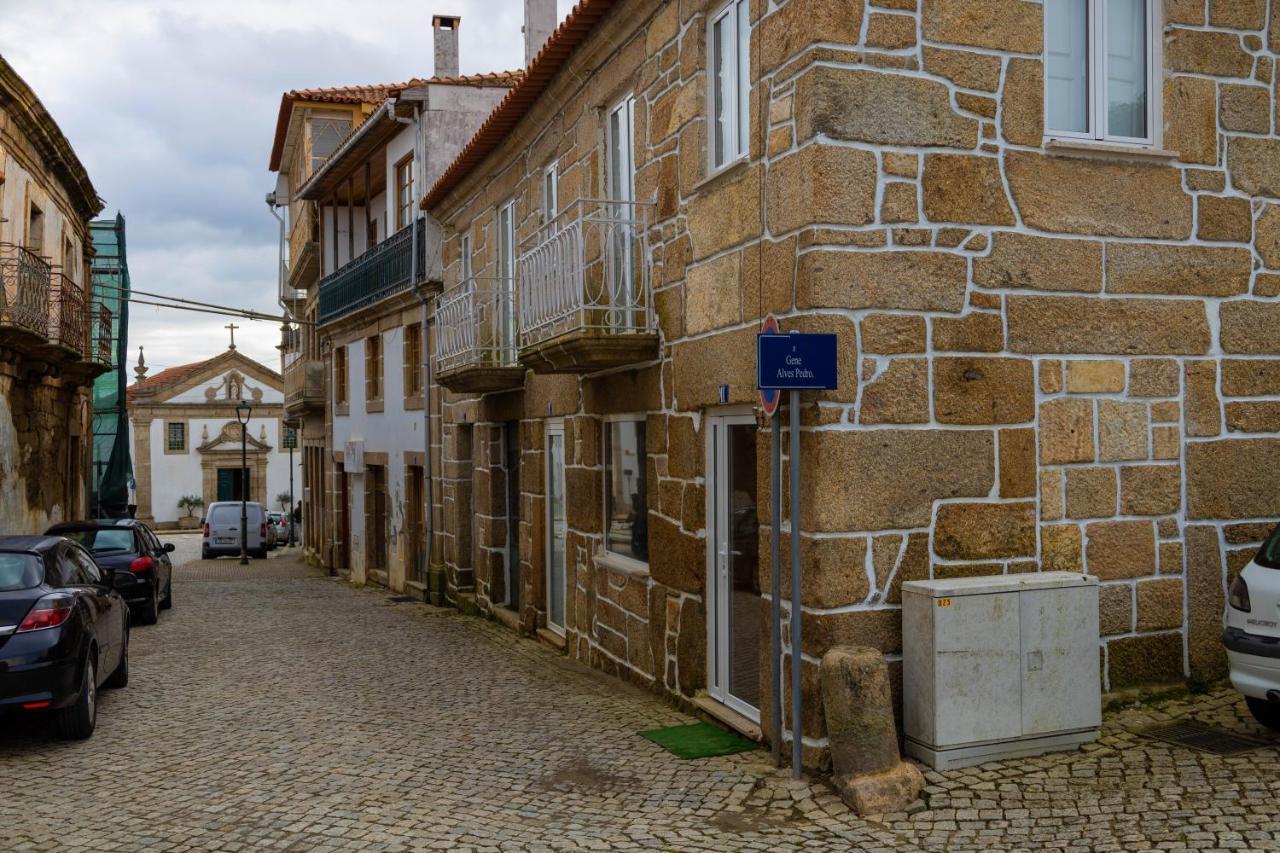 Casa Da Praca De Apartment